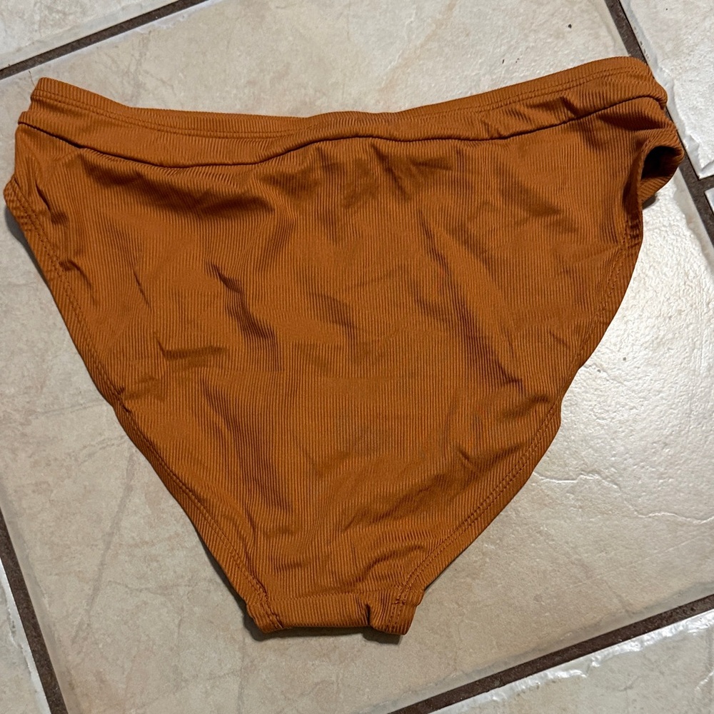High-Cut Ribbed Bikini Bottom in Rust - Women's Swim - Picture 3 of 3